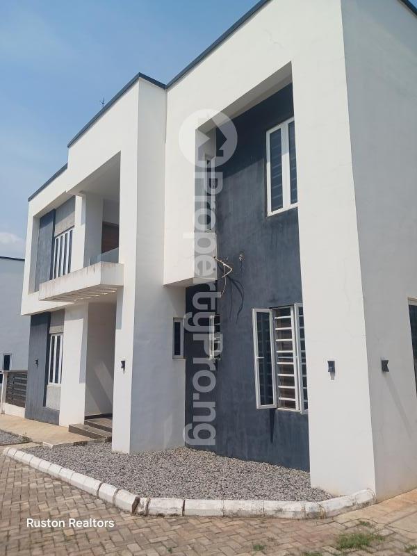 4 bedroom House for sale Carlton Gate Estate Akobo Ibadan Oyo