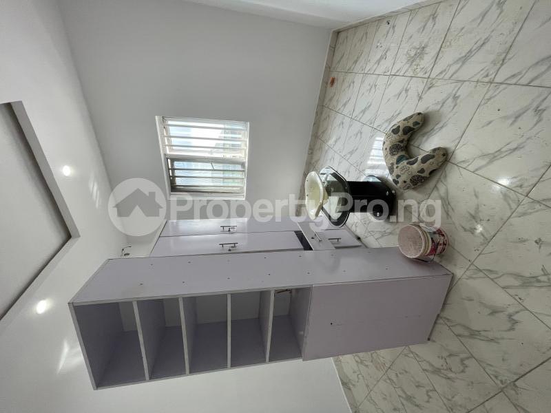 1 bedroom Flat / Apartment for rent Off Pedro Road, Palmgroove, Lagos. Palmgrove Shomolu Lagos