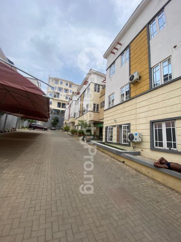 4 bedroom House for rent Guzape Abuja