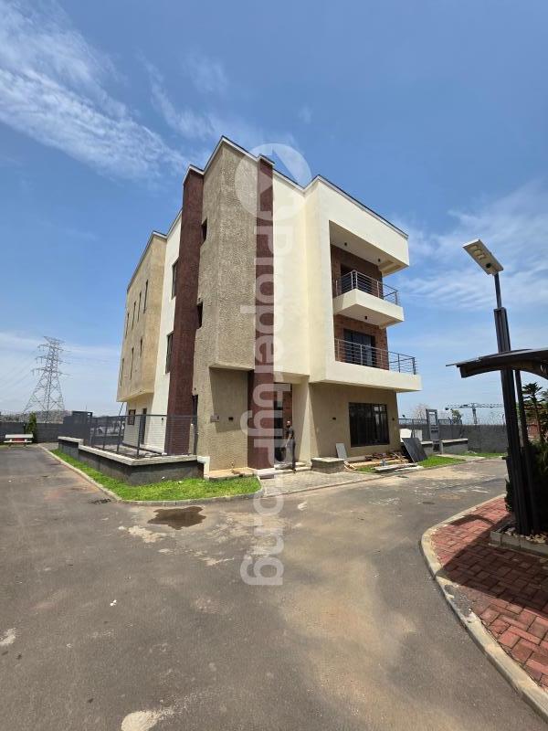 5 bedroom House for sale Diplomatic Zone Katampe Ext Abuja