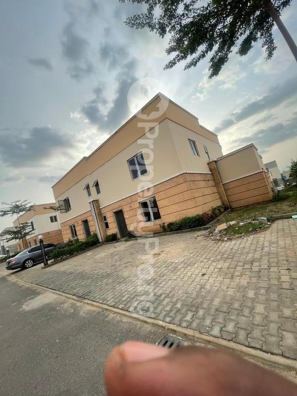 4 bedroom House for rent Brain And Hammers City Life Camp Abuja