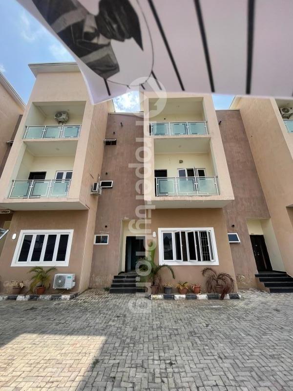 4 bedroom Flat / Apartment for rent Guzape Abuja
