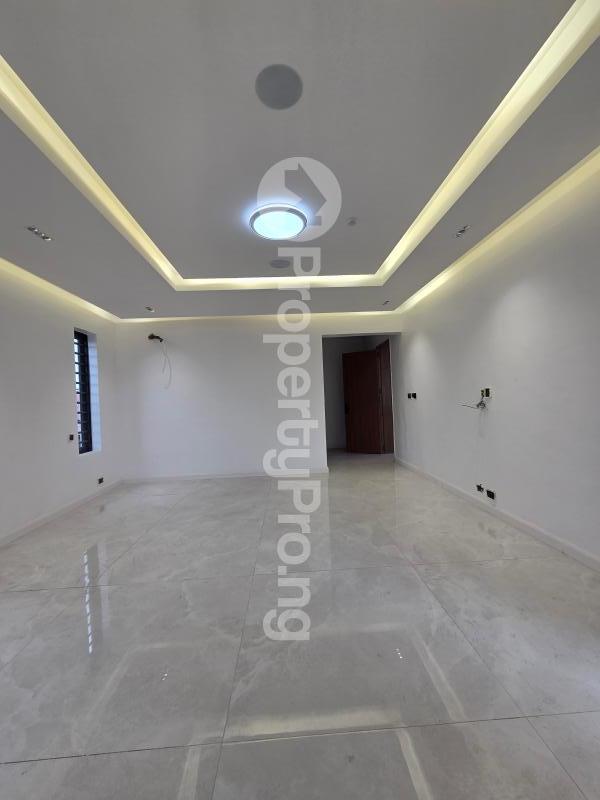 5 bedroom House for sale Adeniyi Jones Ikeja Lagos