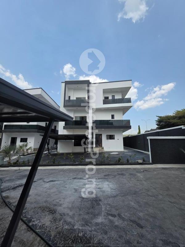 6 bedroom House for sale Diplomatic Zone Katampe Abuja
