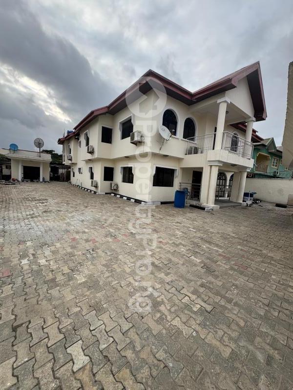 1 bedroom Flat / Apartment for rent Igbo-efon Lekki Lagos
