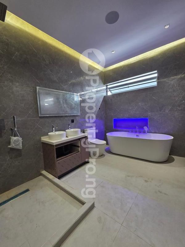 5 bedroom House for sale Adeniyi Jones Ikeja Lagos