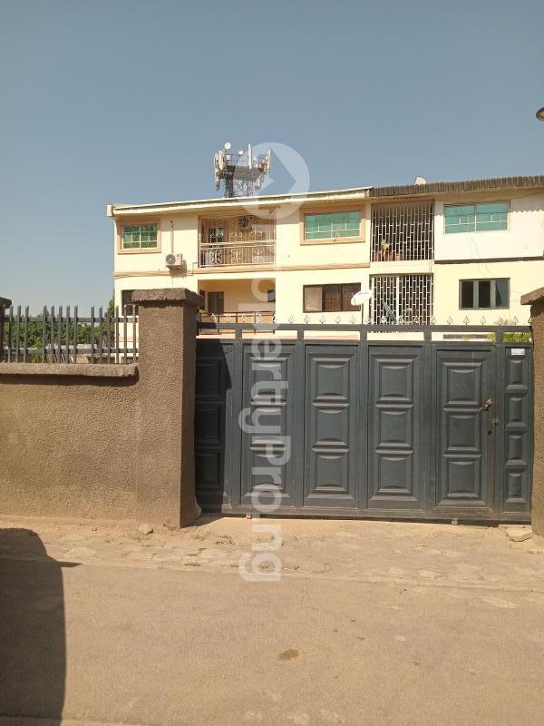 2 bedroom Flat / Apartment for rent Maitama District Abuja(video Of The House Is Attached) Maitama Abuja