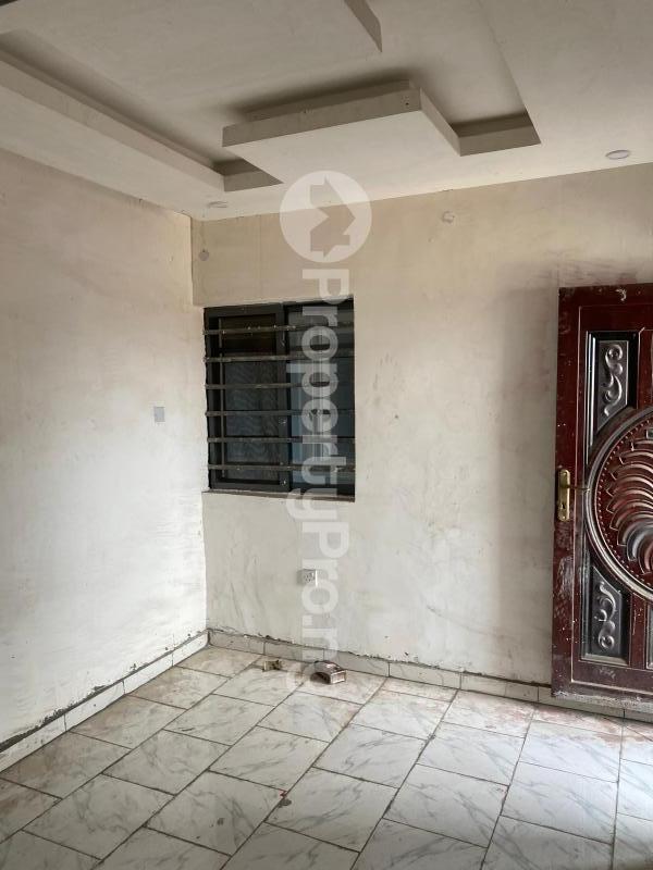 1 bedroom Flat / Apartment for rent Alagomeji Yaba Lagos