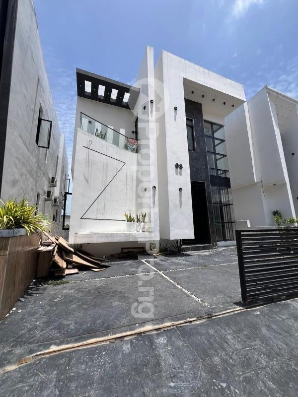 5 bedroom House for sale Osapa london Lekki Lagos