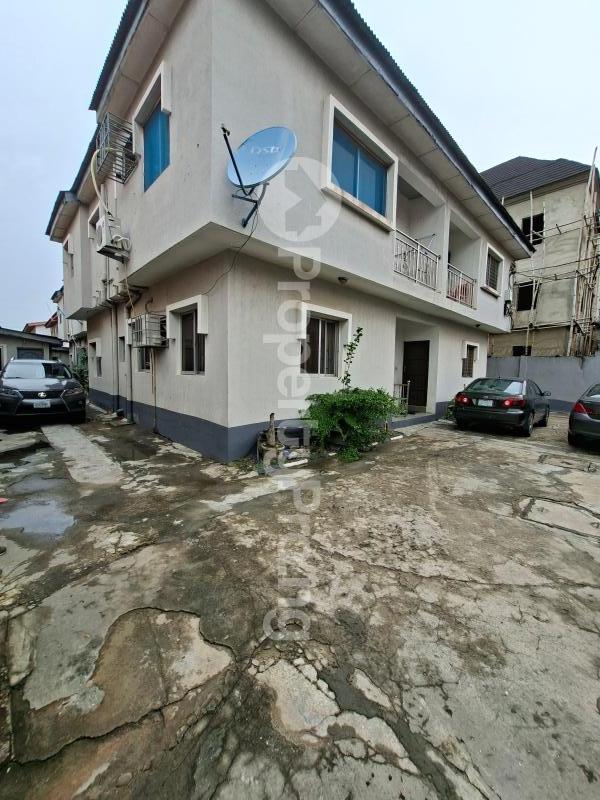 House for sale Off Grandmate Ago palace Okota Lagos