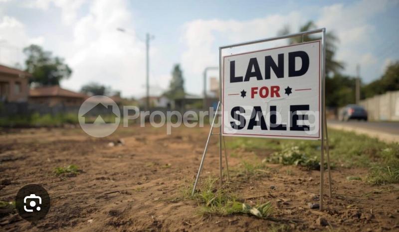 Land for sale 3rd Avenue,works And Housing Estate Gwarinpa Abuja - 0