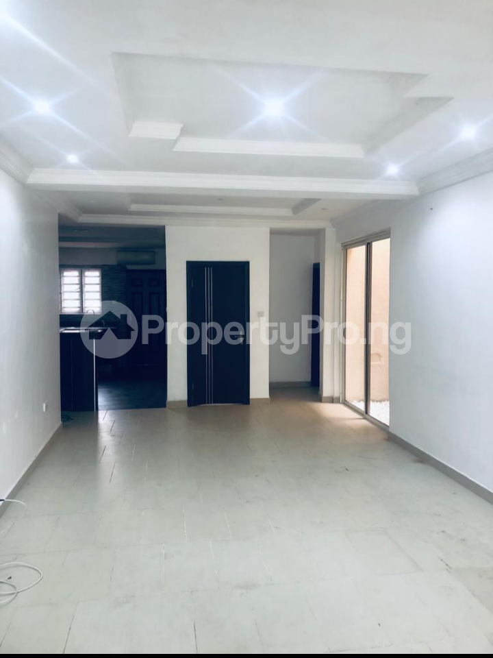 2 bedroom Flat / Apartment for rent Dideolu Estate ONIRU Victoria Island Lagos - 0