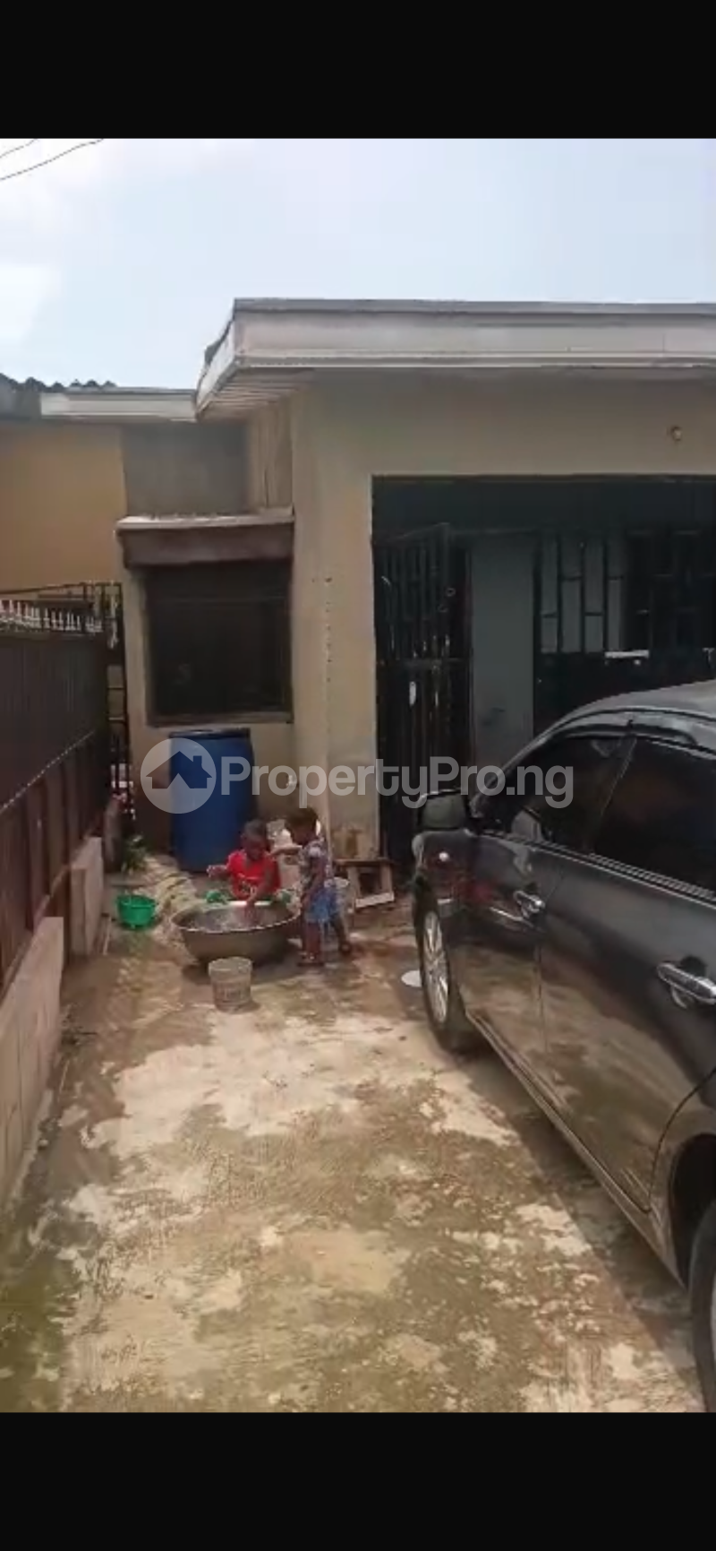 2 bedroom House for sale Government House 2/2 Kubwa Abuja