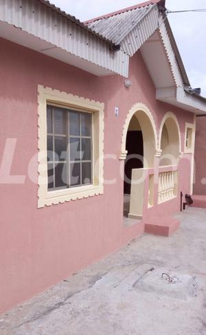 2 bedroom House for rent Unity Drive, Hope Ville Estate Sangotedo Ajah Lagos