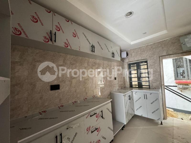 2 bedroom House for rent Before Agungi, By Ologolo Lekki Lagos