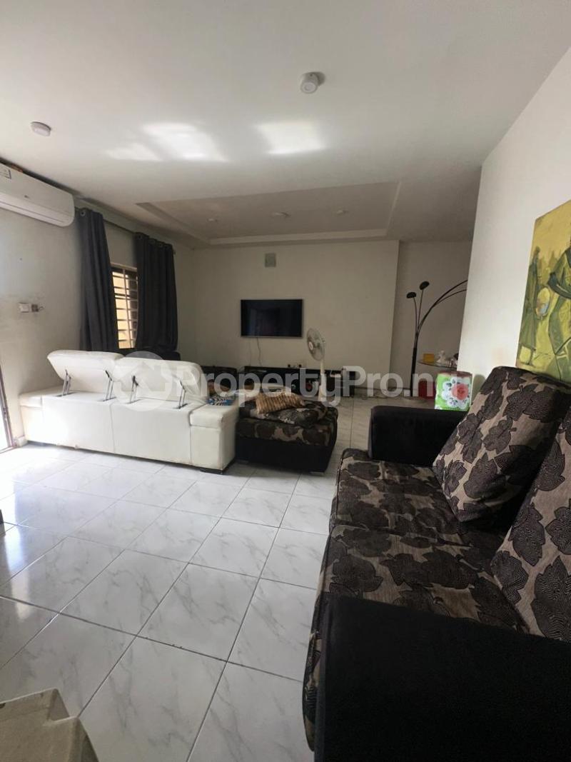 2 bedroom House for rent Chevron Lekki Lagos