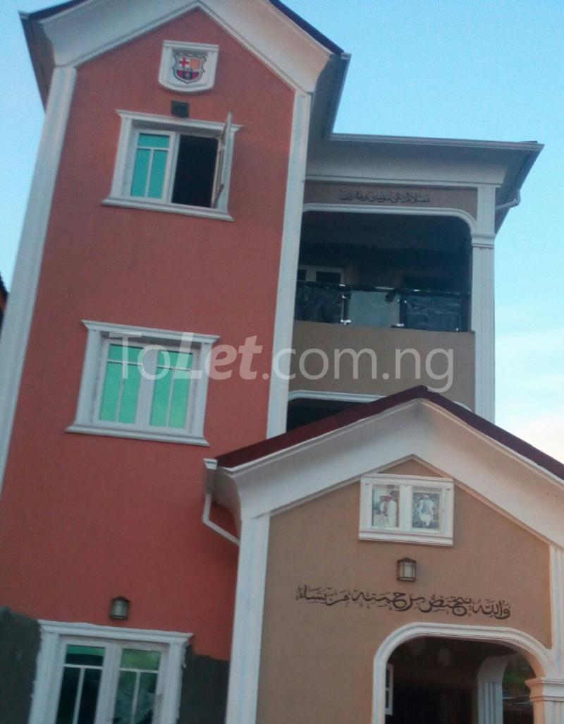 2 bedroom Flat / Apartment for rent Off Awolowo Street Oworonshoki Gbagada Lagos