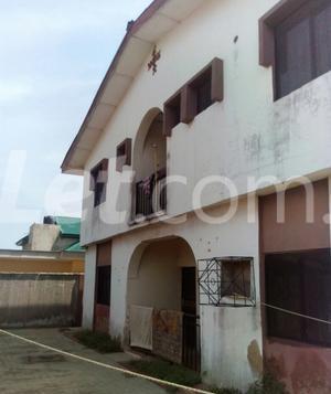 2 bedroom Flat / Apartment for rent Ademola Shonte Close Graceland Estate Ajah Lagos - 0