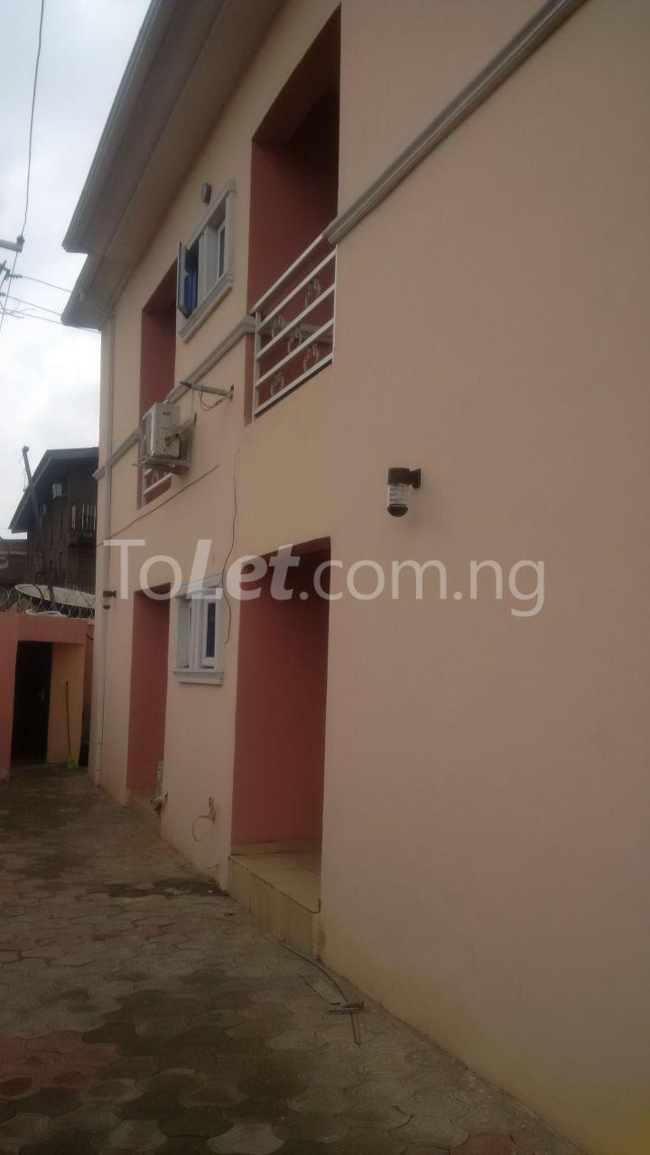 2 bedroom Flat / Apartment for rent Bawahala Gbagada Gbagada Lagos