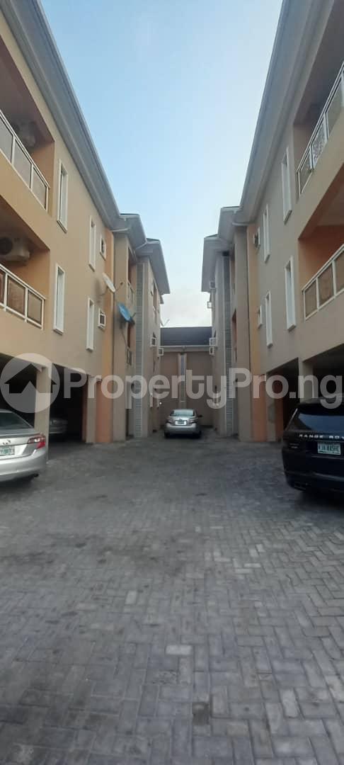 3 bedroom Flat / Apartment for rent Off Palace Road, ONIRU Victoria Island Lagos