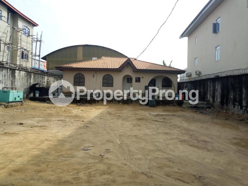 3 bedroom Flat / Apartment for sale Oko Ado Olokonla Ajah Lagos