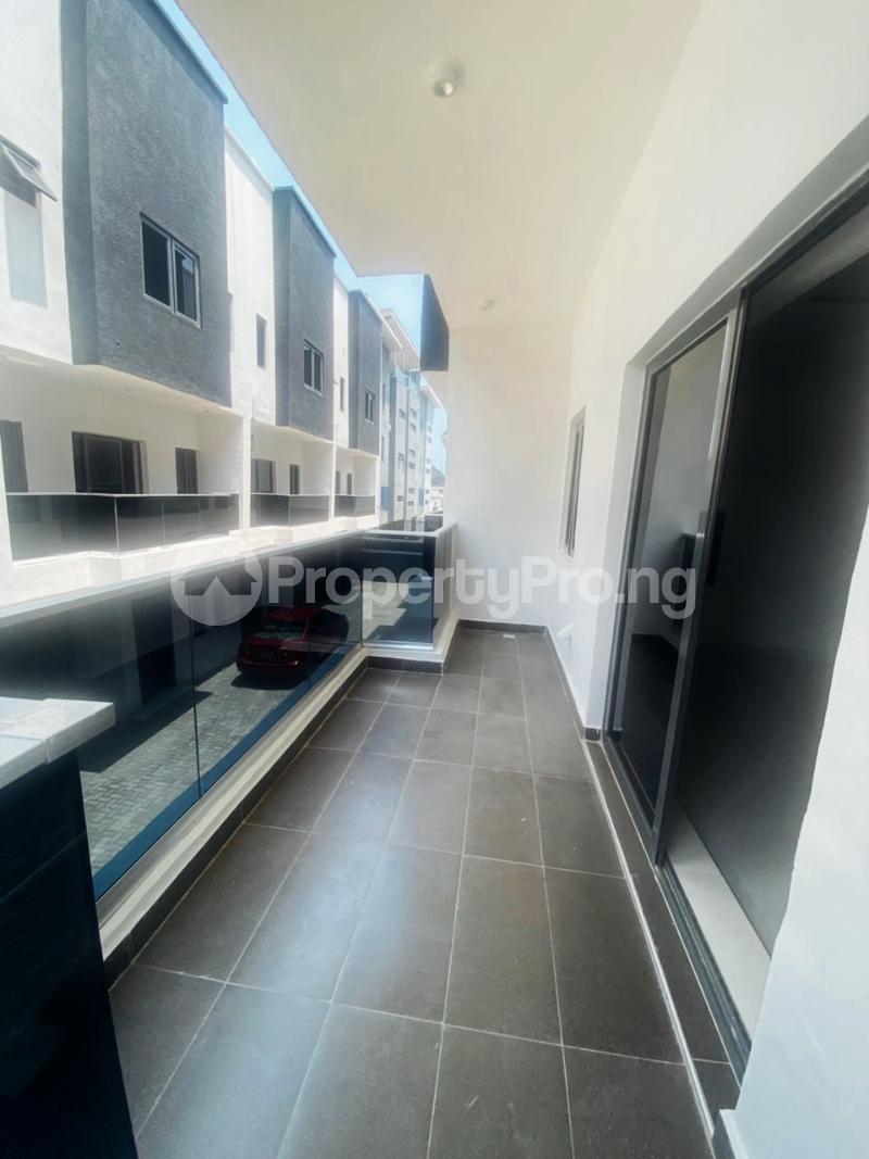 3 bedroom House for rent By Osapa Agungi Lekki Lagos