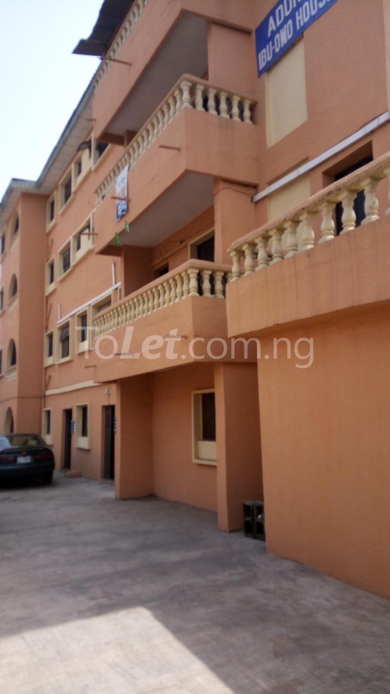 3 bedroom Flat / Apartment for rent Anthony Village Lagos