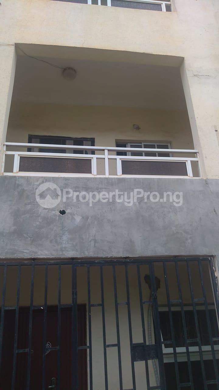 3 bedroom Flat / Apartment for rent Wuye Abuja