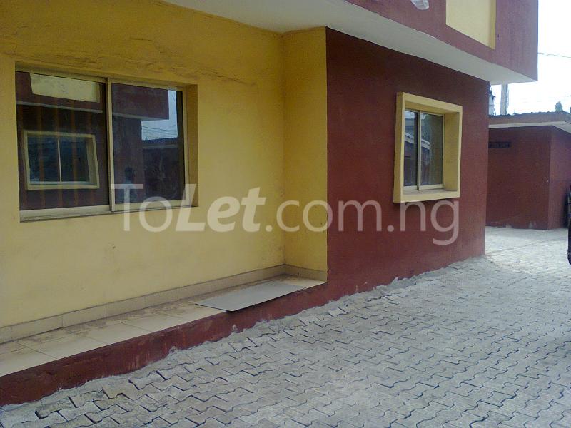 3 bedroom Commercial Property for rent College Road Ifako-ogba Ogba Lagos