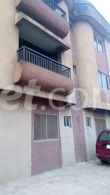 3 bedroom Flat / Apartment for rent Abeokuta Street Bariga Shomolu Lagos