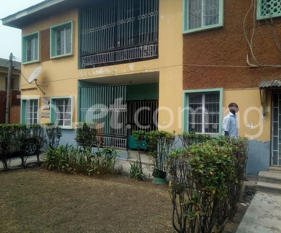 3 bedroom Flat / Apartment for rent 1, Olutola Idowu Street Coker Road Ilupeju Lagos