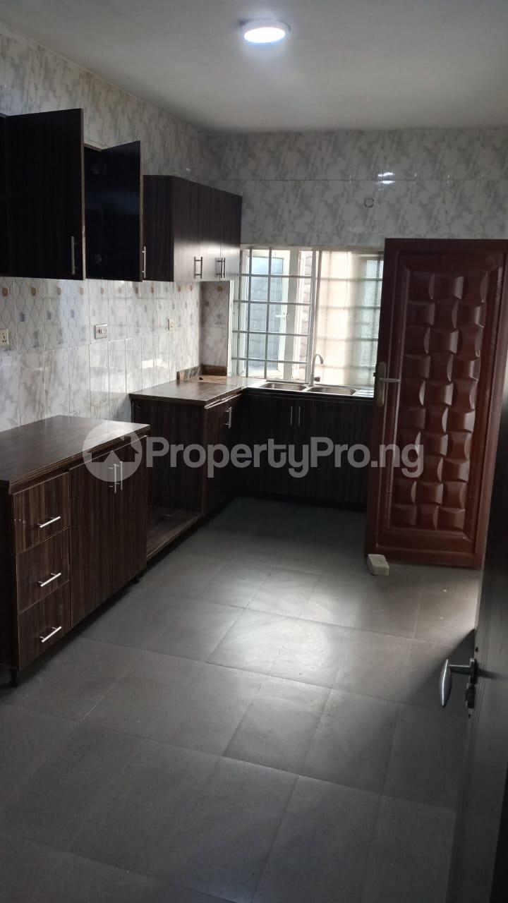3 bedroom House for rent Shoprite Road Osapa london Lekki Lagos