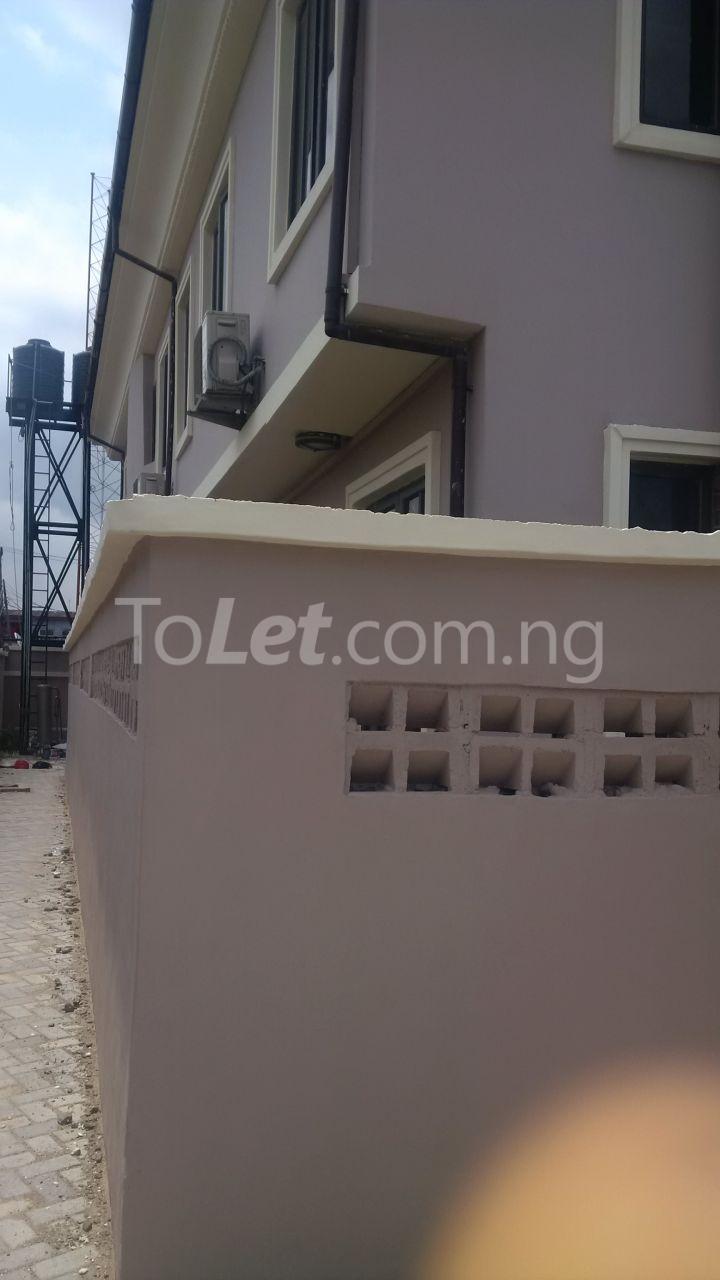 3 bedroom House for rent Phase 2 Gbagada Gbagada Lagos