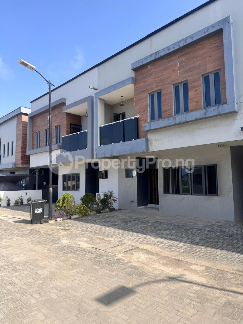 3 bedroom House for sale By Coastal Road, Abraham adesanya estate Ajah Lagos