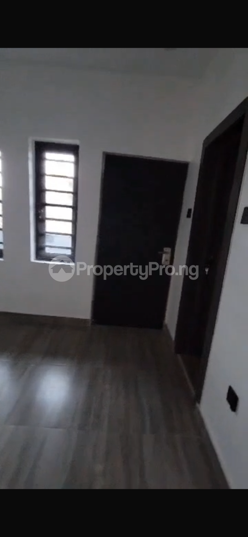 3 bedroom Flat / Apartment for sale Mende Maryland Lagos