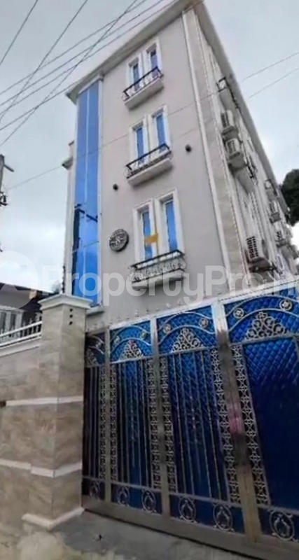 10 bedroom Commercial Property for sale Yabatech Yaba Lagos