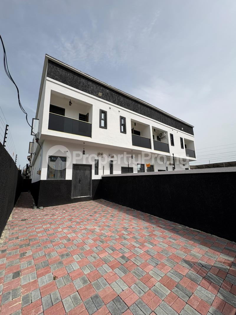 3 bedroom House for sale Lekki Lagos