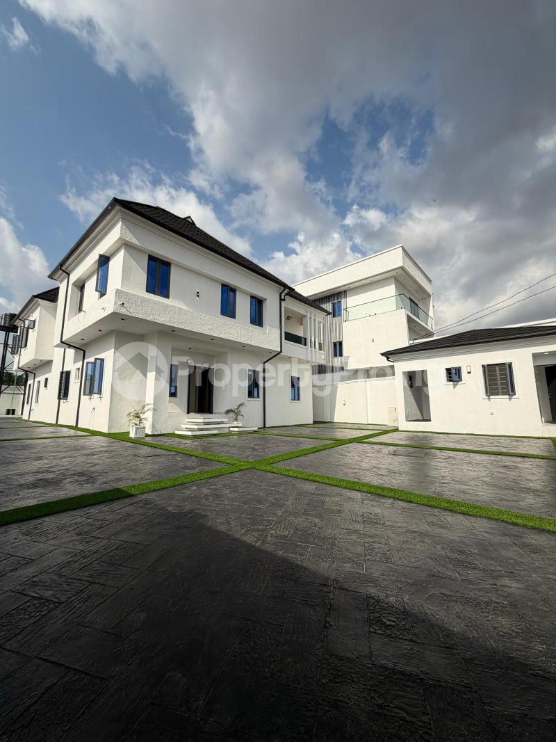 4 bedroom House for sale Yemoja Street, Oluyole Estate Ibadan Oyo