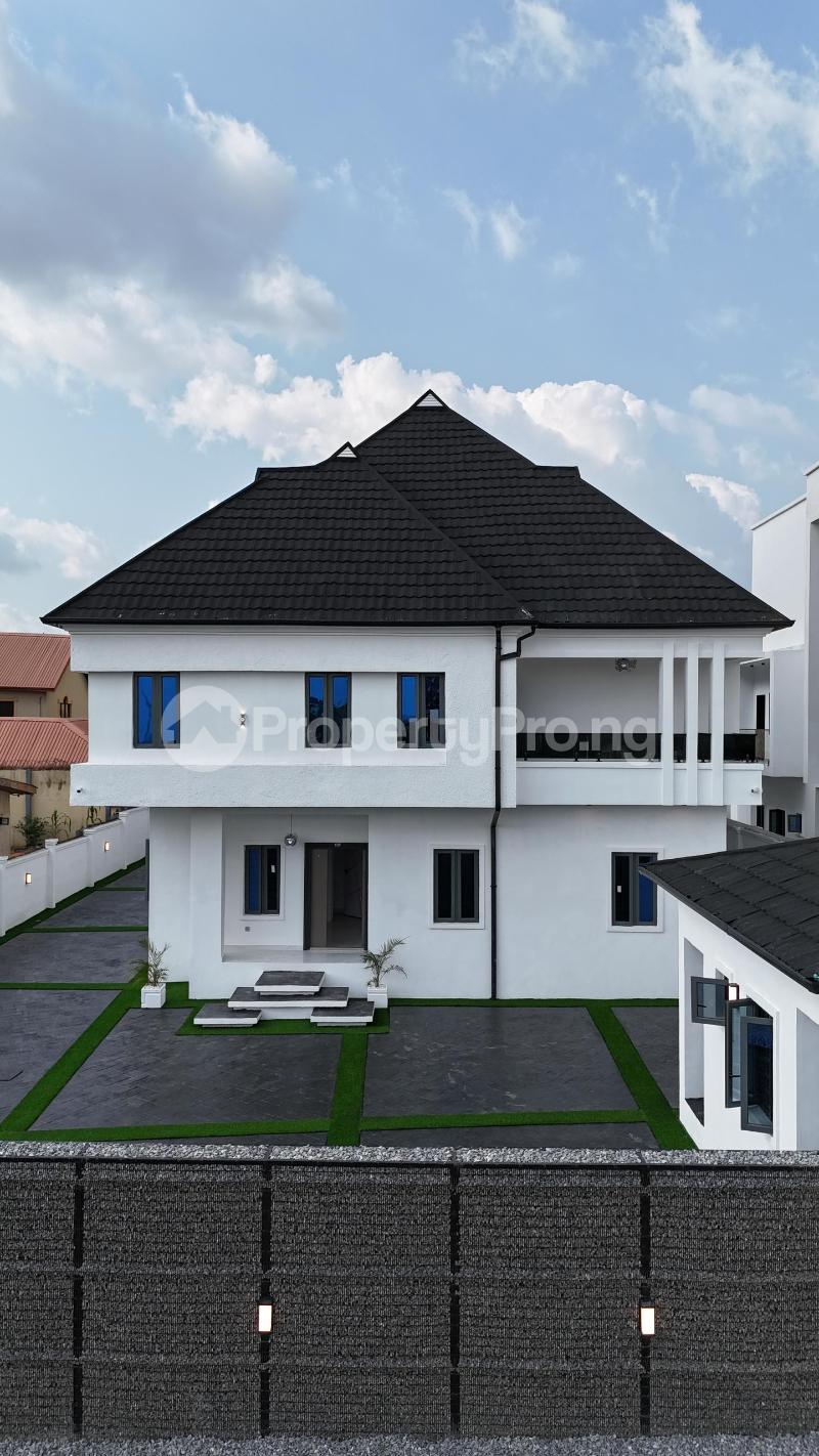 4 bedroom House for sale Yemoja Street, Oluyole Estate Ibadan Oyo