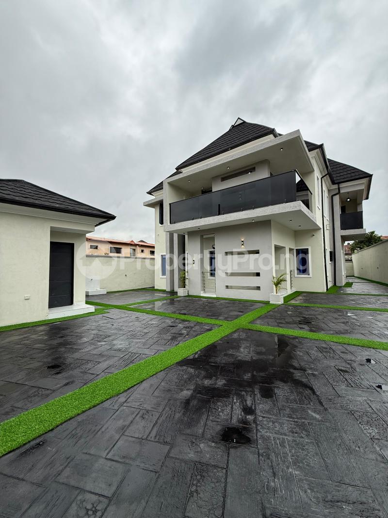 4 bedroom House for sale Blue Gate Estate Oluyole Estate Ibadan Oyo