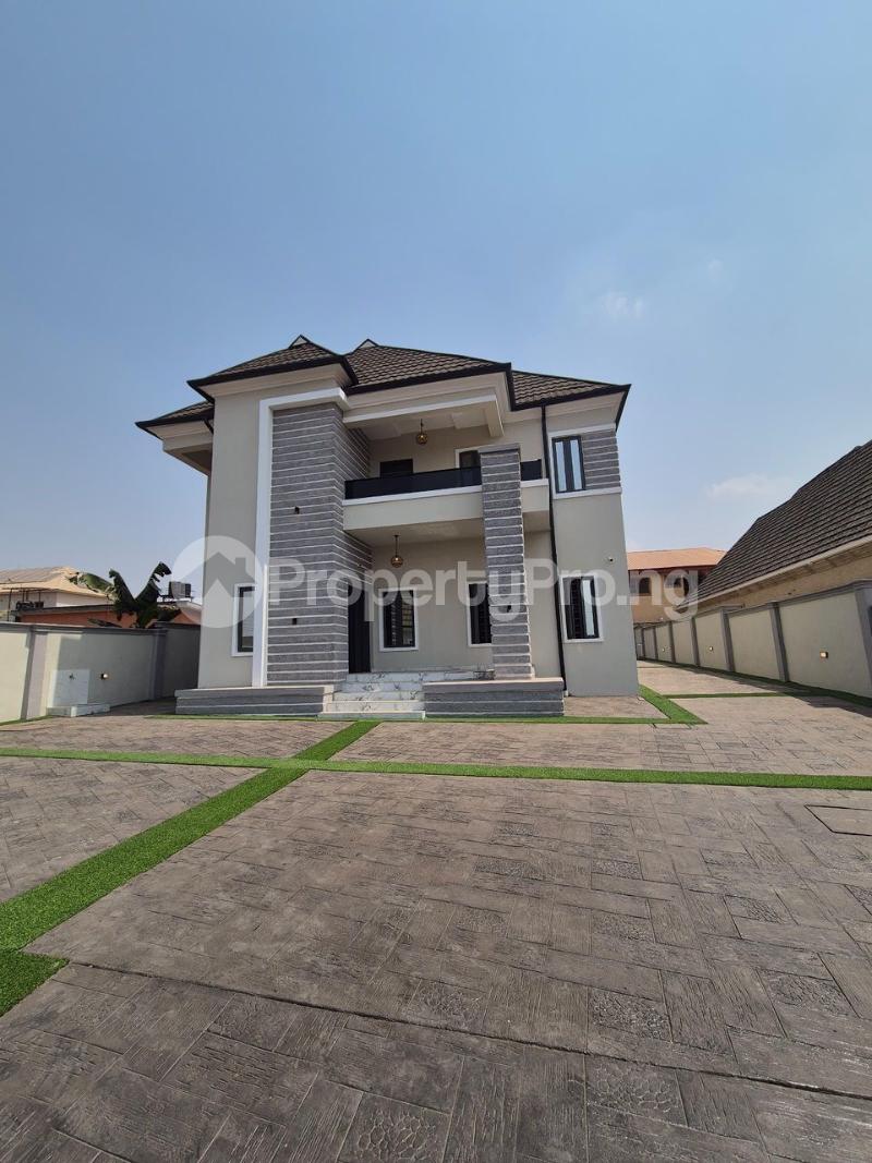 4 bedroom House for sale Blue Gate Estate, Oluyole Estate Ibadan Oyo