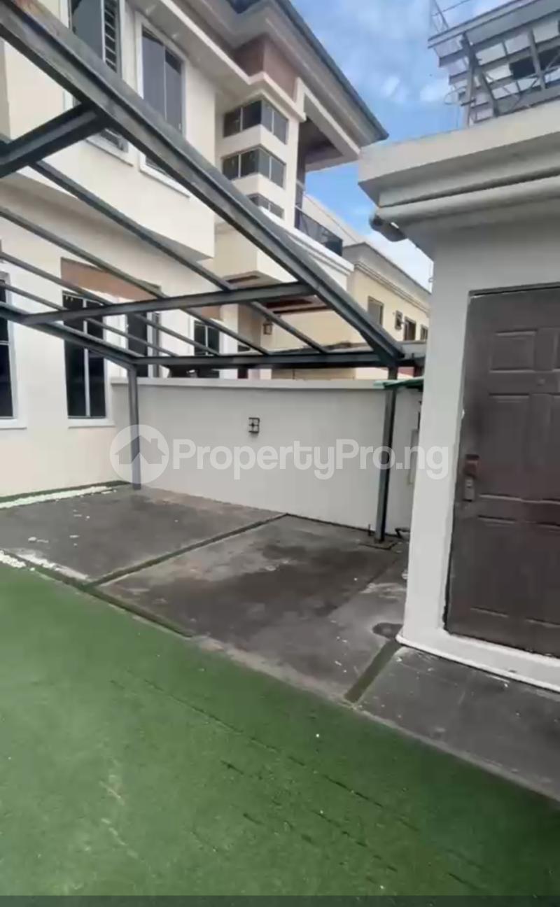 4 bedroom House for rent Chevron Lekki Lagos