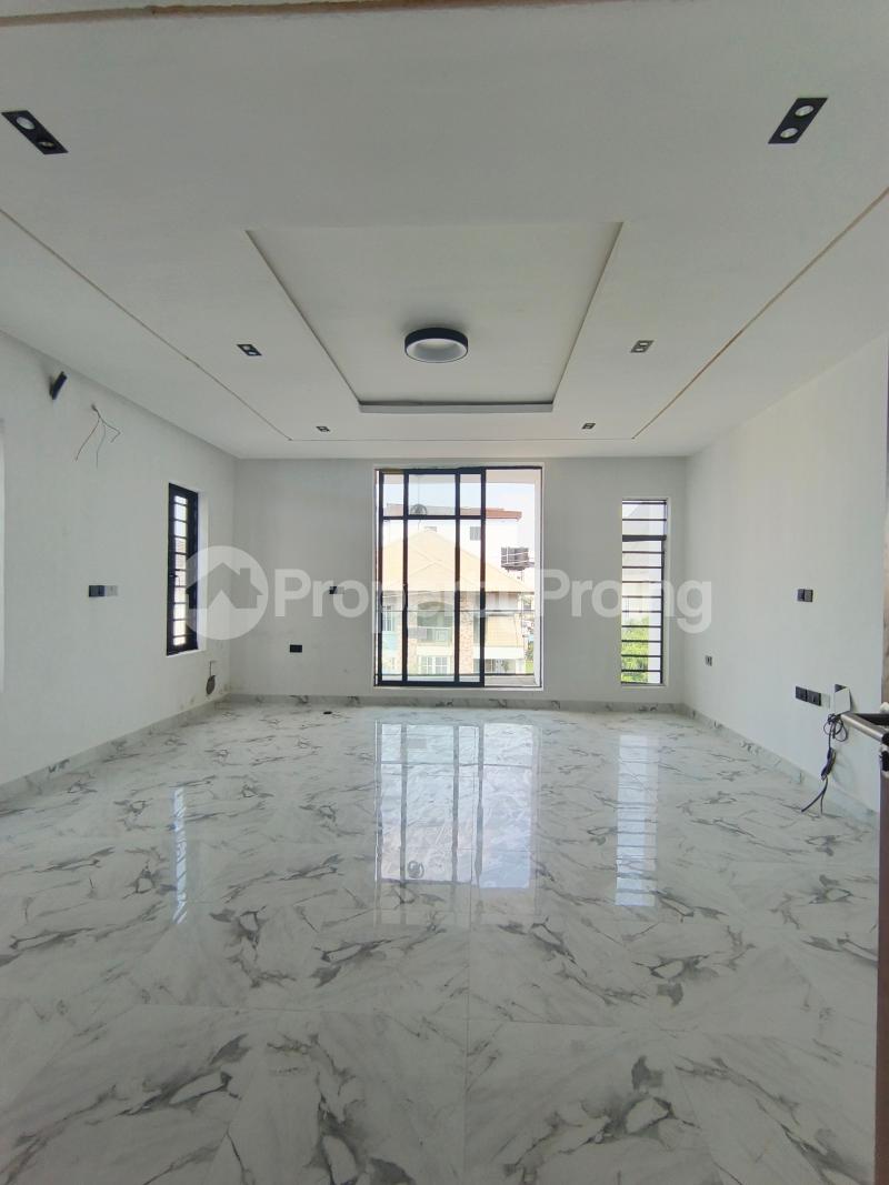 4 bedroom House for rent Before Chevron Agungi Lekki Lagos