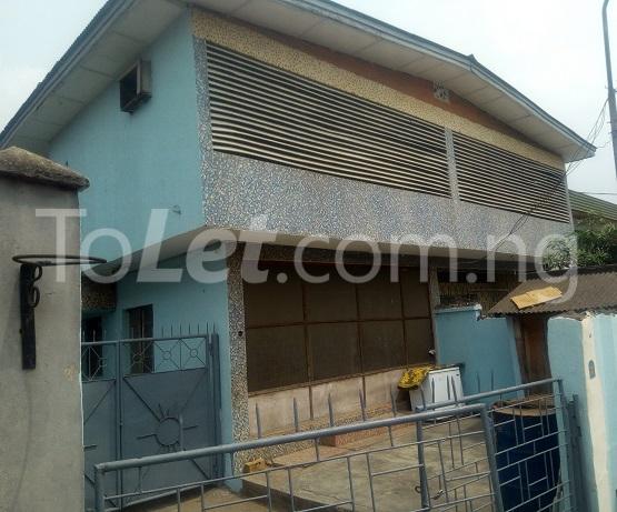 4 bedroom House for sale 21, Sumola Street Mende Maryland Lagos