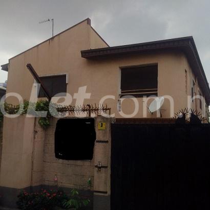 4 bedroom House for rent 4, Dan Street, Crystal Estate Bye pass Ilupeju Ilupeju Lagos