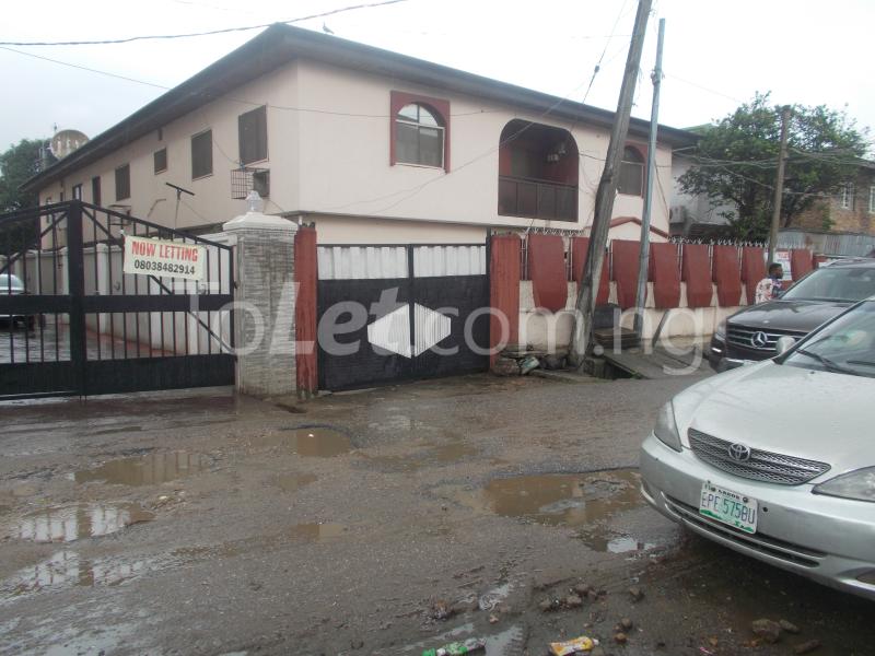 4 bedroom Flat / Apartment for rent Amore Street Ikeja Ikeja Lagos