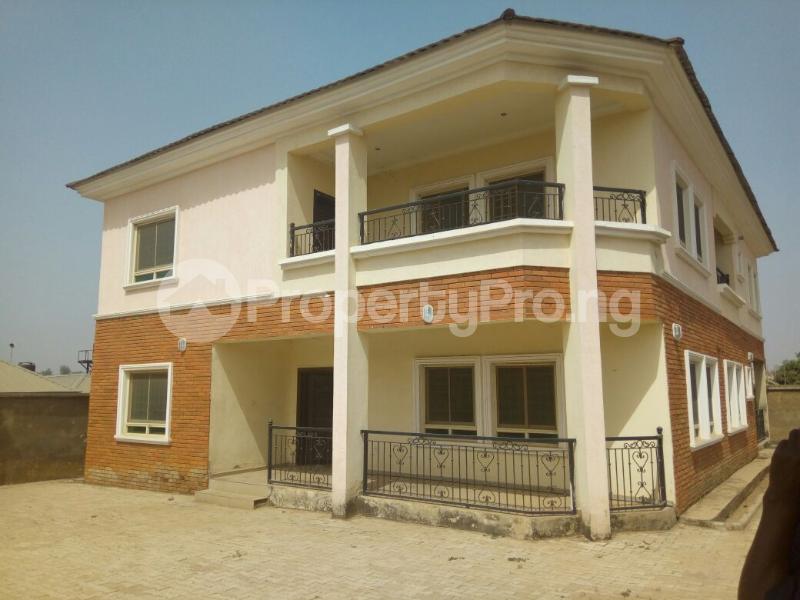 4 bedroom House for sale Around Amac Market Lugbe Abuja