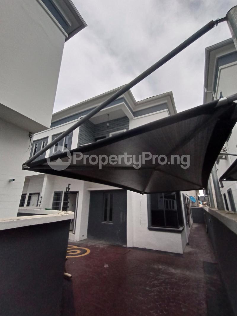 4 bedroom House for sale Lekki Lagos