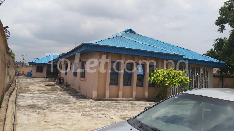 4 bedroom House for rent Barrack Estate Ogudu Ogudu Lagos