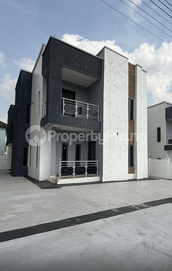 4 bedroom House for rent Engr. Lere Adigun Gra, Off Bcos Basorun Ibadan Oyo